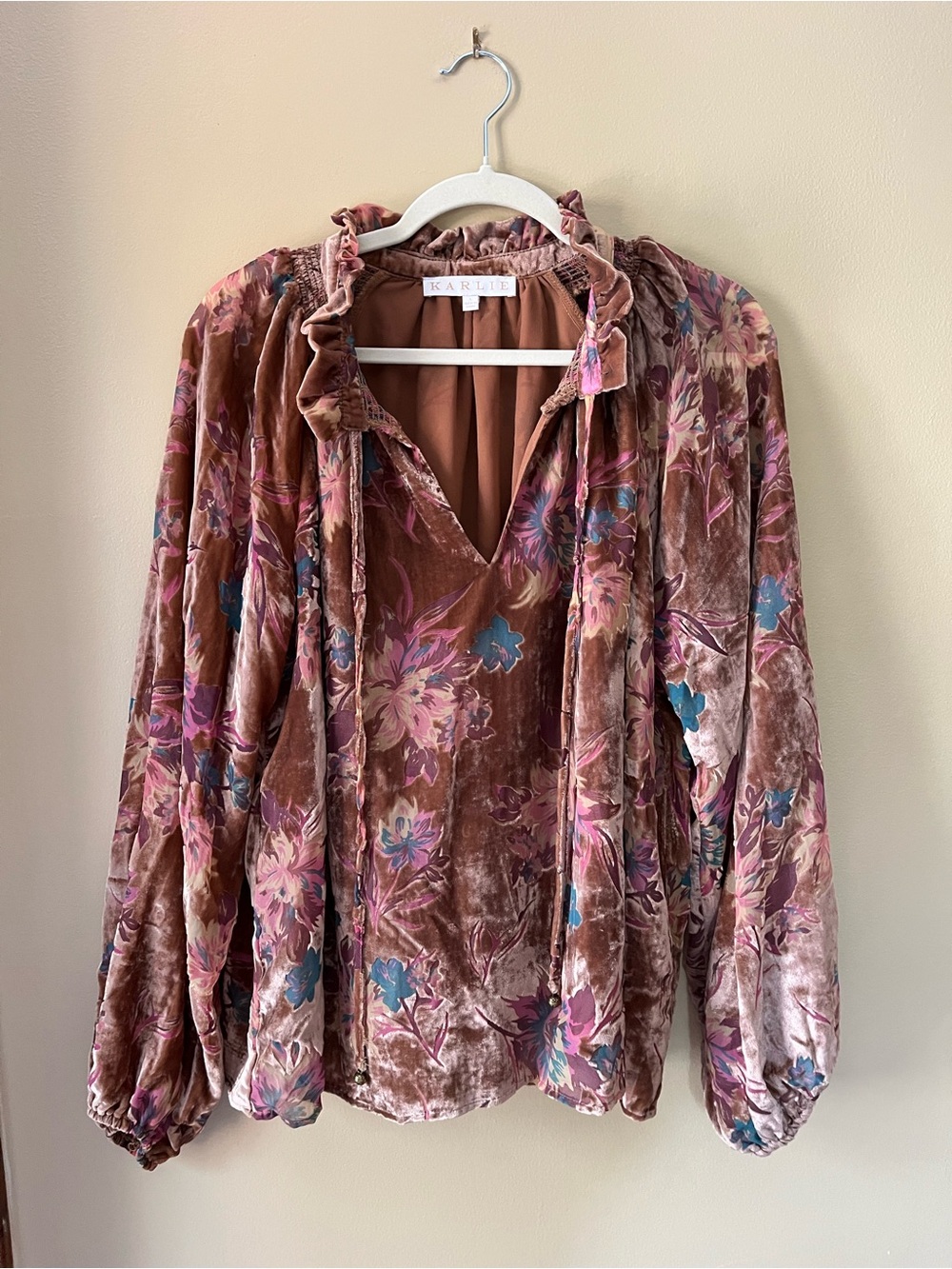 Karlie Floral Velvet Peasant Blouse in Brown Rose and Blue